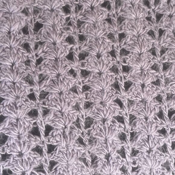 Vintage Hand Crocheted Lavender Purple Baby Throw Blanket 34" x 51" - Picture 3 of 6